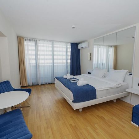 Blue Orbi City Hotel 巴统 外观 照片