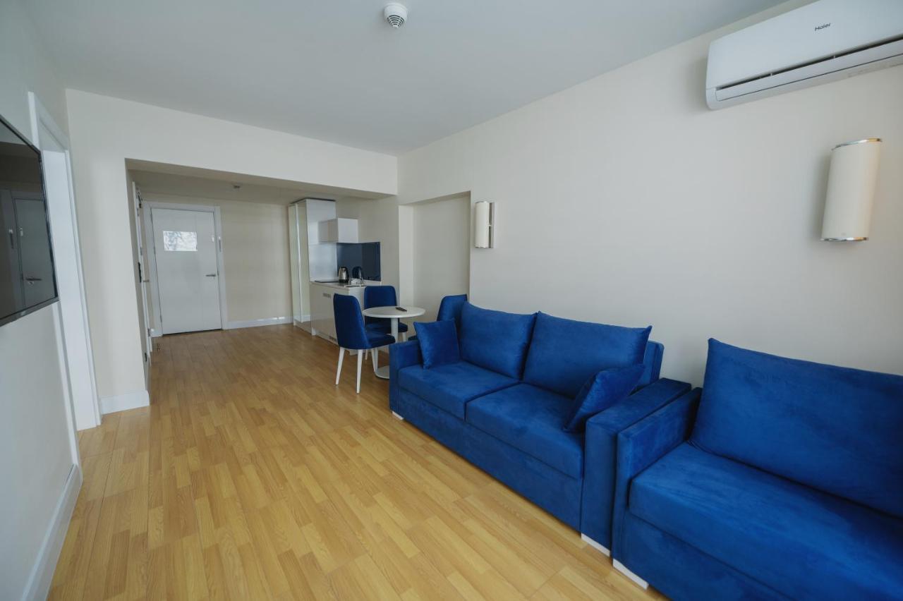Blue Orbi City Hotel 巴统 外观 照片